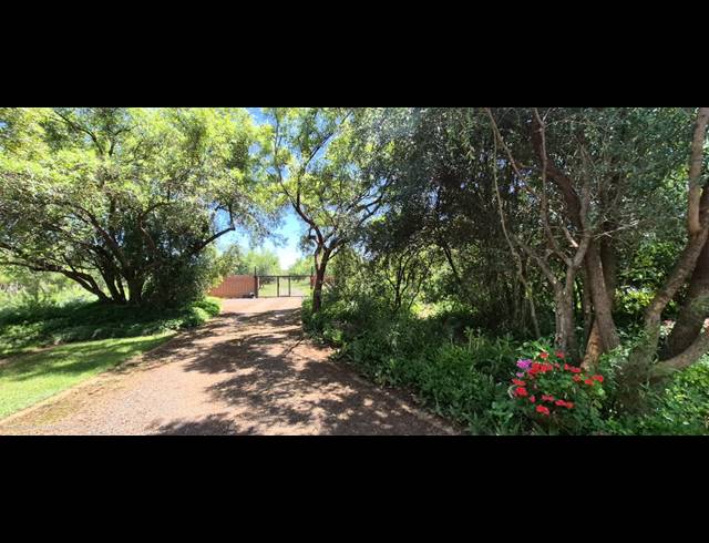 21HA SMALLHOLDING FOR SALE IN RUSTENBURG RURAL
